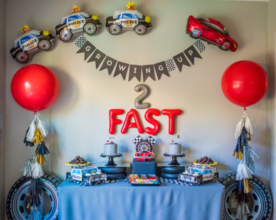 two fast race car table