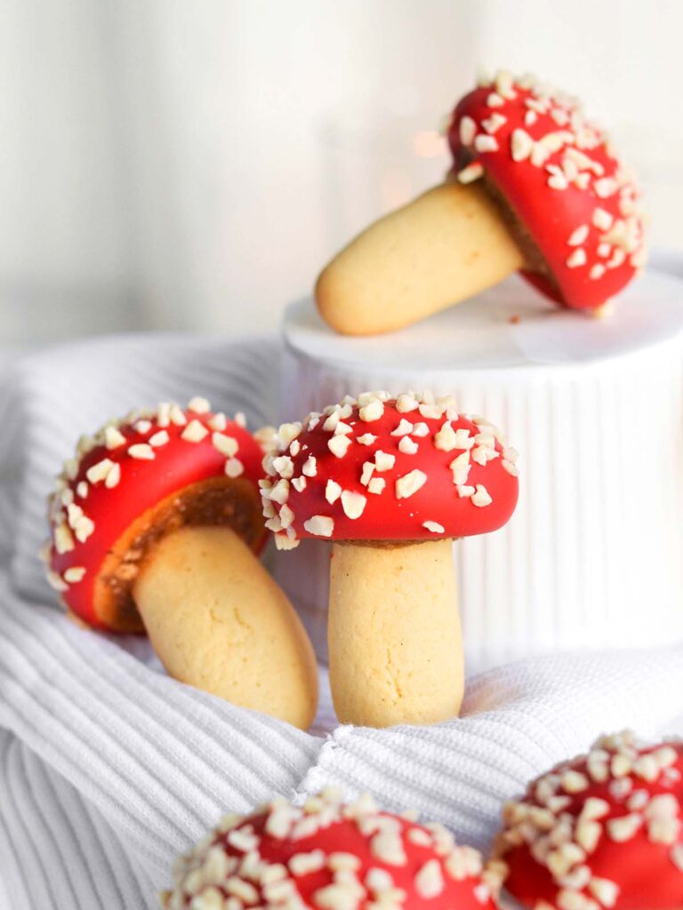 strawberry almond mushroom cookies